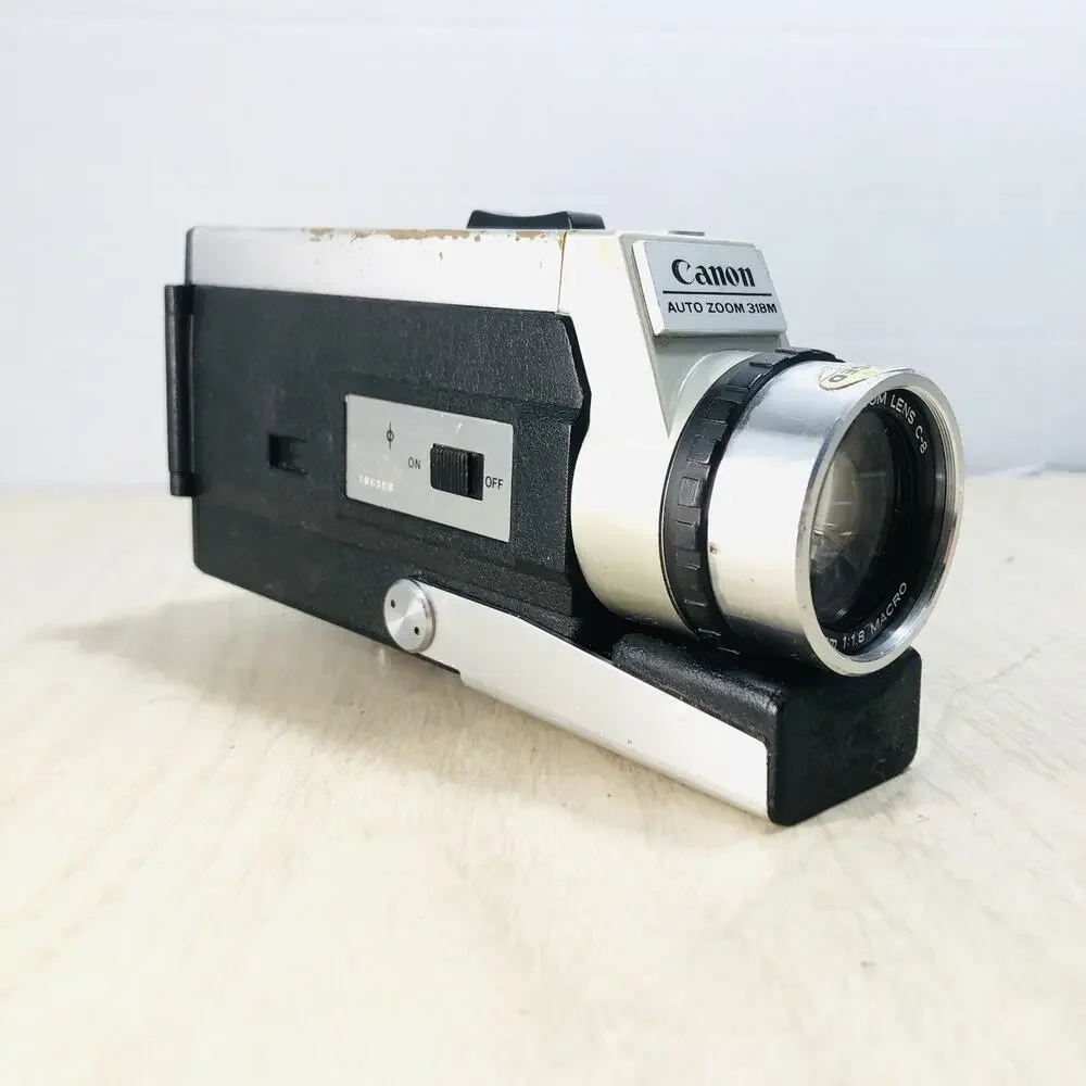 VTG. Canon Auto Zoom 318M Super 8mm Movie Camera 3x Zoom Untested
